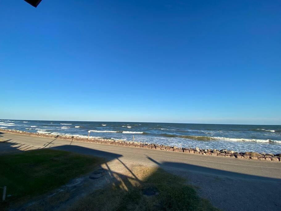 Beach House With Ocean View Surfside Beach Luaran gambar