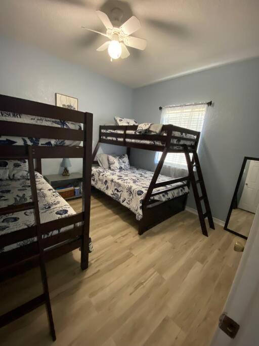 Beach House With Ocean View Surfside Beach Luaran gambar