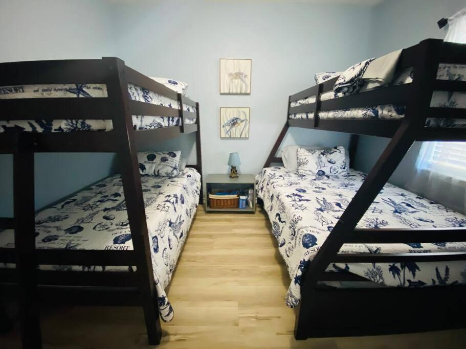 Beach House With Ocean View Surfside Beach Luaran gambar